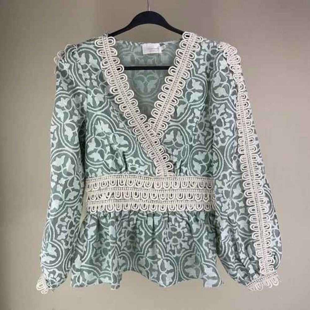 CHAMPAGNE & STRAWBERRY elegant blouse in green tones and ivory -SZ XS‎ NWTs